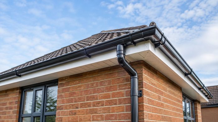 How Much Does New Guttering Cost for a UK Home? 6 How much does new guttering cost for a modern UK house with aluminium rainwater goods